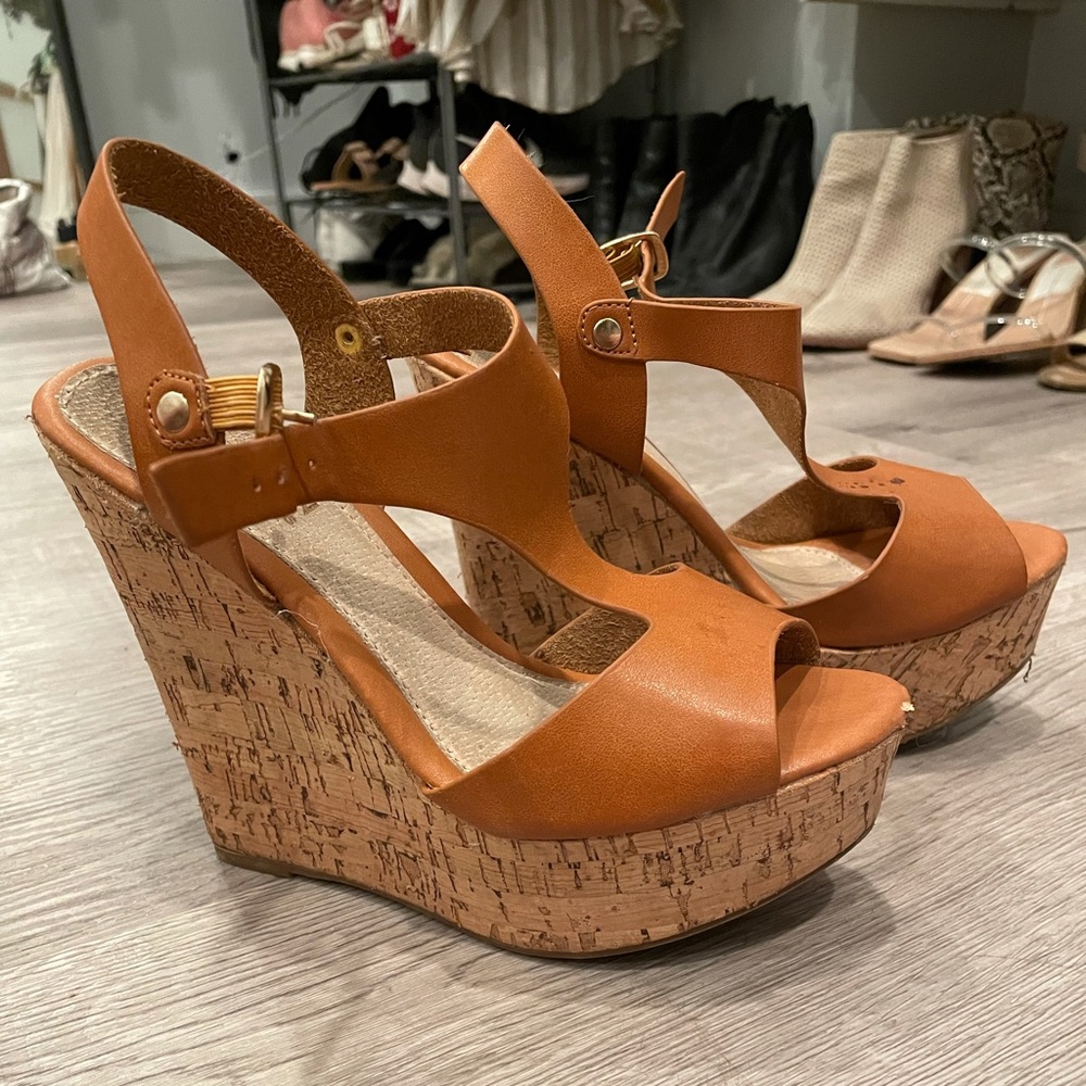 Tan wedges with high heel